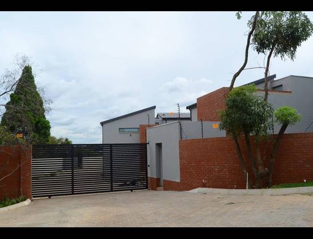 3 BEDROOM HOUSE FOR SALE IN LYNNWOOD